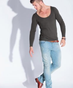 Black trousers